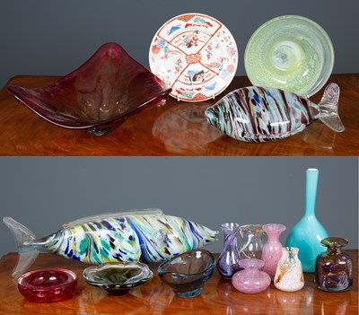 Lot 150 - A collection of art glass together with a...