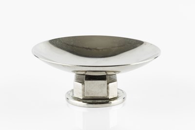 Lot 823 - Attributed to Donald Deskey (1894-1989) Art...