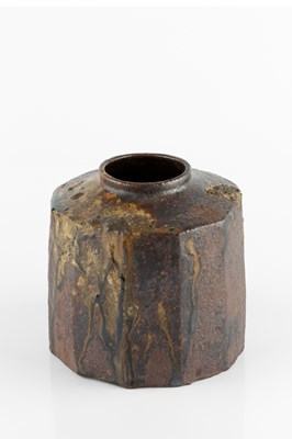 Lot 638 - Akiko Hirai (b.1970) Vase dripped iron glaze...