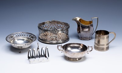 Lot 202 - Collection of silver and silver plated ware...