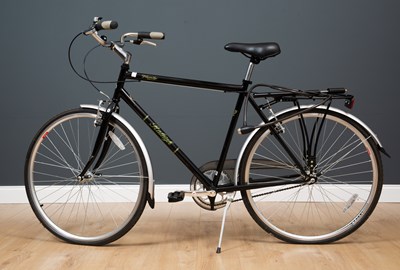 Lot 327 - A Raleigh Varsity bicycle