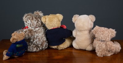 Lot 125 - A group of collectable teddy bears comprising,...