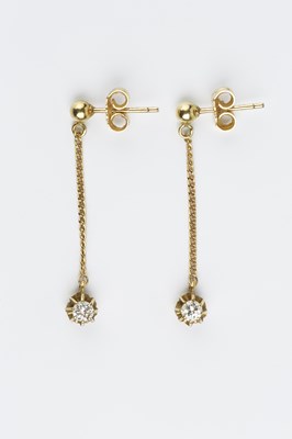 Lot 73 - A pair of diamond ear pendants, each round...