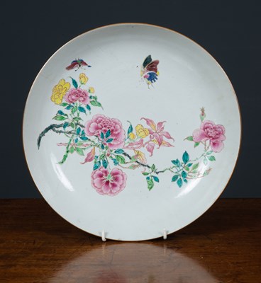 Lot 119 - An 18th century Chinese famille rose porcelain...