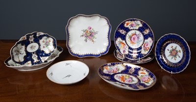 Lot 392 - A group of mostly Worcester ceramics...