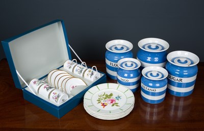 Lot 97 - Four Cornish kitchenware blue and white...